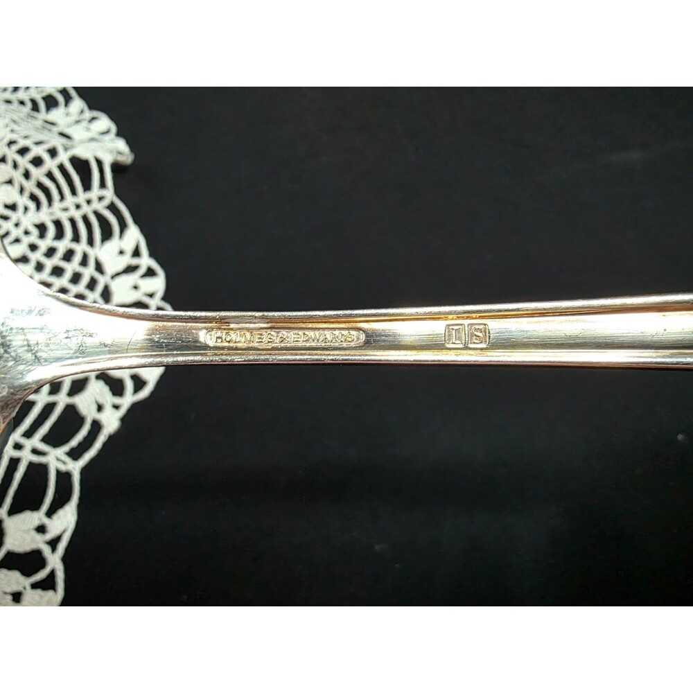 VTG Holmes & Edwards May Queen Silverplate Flatware Set w/Chest 1950s 56 Pc Set - Picture 12 of 16